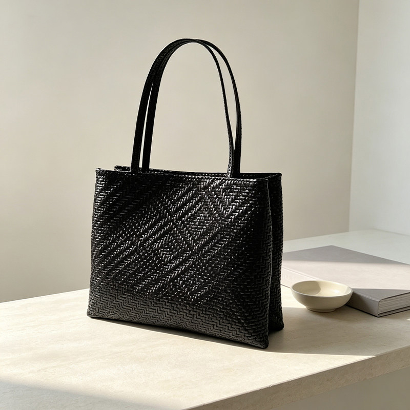 Mendy Echt Leder Geweven Print - Luxury Bags Office recensie en prijs